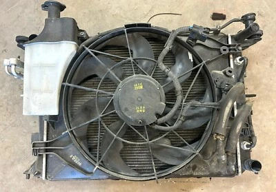 2013-16 Hyundai GENESIS COUPE 3.8L RADIATOR AC CONDENSOR FAN MOTOR ASSEMBLY OEM - Image 1 of 4