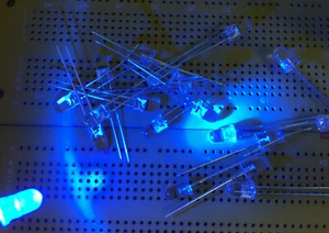 Blue 5mm LED High Brightness Kingbright L-2523QBC-G 3.1cd 465nm 12°  Multi Qty - Picture 1 of 1