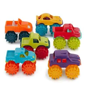 Battat - Coches de juguete de plástico - Paquete de 6 y bolsa de almacenamiento - Camiones coloridos para niños pequeños -... - Imagen 1 de 2
