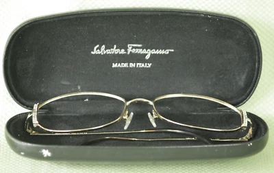 Salvatore Ferragamo Estuche y Gafas Marco Oro Joyas Sin Lentes Italia Foto 1 de 4