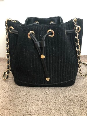 Bolso de mano Henri Bendel con cordón bandolera negro brillante RARO Foto 1 de 4