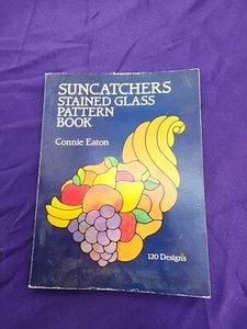 Suncatchers Stained Glass Pattern Book - Paperback, by Eaton Connie - Bild 1 von 5