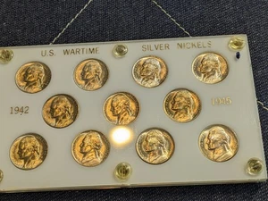Komplettsatz Jefferson War Nickels All Frost CH BU IN Capitol Kunststoff - Bild 1 von 7