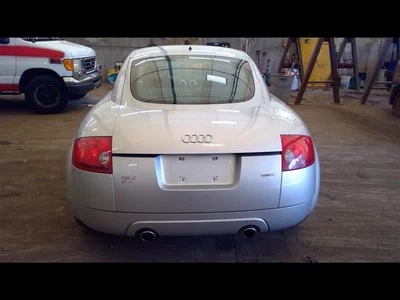 Passenger Right Lower Control Arm Front Fits 00-06 AUDI TT 4275613 - Image 1 of 4