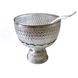 Set of Silver Aluminum Bowl Supporting Tray Ladle Thai Pattern Genuine 3 Pcs. - Picture 1 of 6