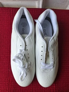 Actives White Ladies Sneakers Size 9 Lace Up - Picture 1 of 5