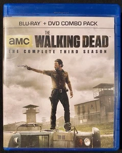 Walking Dead: Season 3 (Blu-ray DVD Combo - Picture 1 of 3
