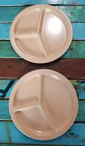 2 Vintage Texas Ware Melmac #136 rosa - rose geteilt 10" Teller - Bild 1 von 8