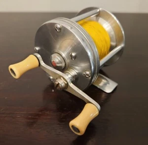 Shakespeare 1740 Tournament Reel Model HE Wood Ardor Free Spool Casting - Picture 1 of 5