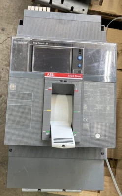 ABB XT7S 1200 XT7SU312EPYW000XXR 1200A 3P LSI RELIAGEAR 50k@480v  Foto 1 de 4