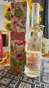Flamingo Foaming Bubble Bath 12.07 fl oz/ 275mL New - Picture 1 of 9