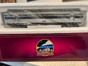 🚂MTH 20-64047 Louisville and Nashville 70' Streamlined RPO NIB - Picture 1 of 5