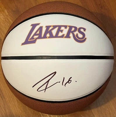 Baloncesto firmado por Pau Gasol autografiado logotipo de Los Angeles Lakers PSA/DNA Foto 1 de 3