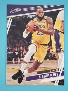 Panini Chronicles Prestige 2019-20 LeBron James Los Angeles Lakers #75 - Imagen 1 de 2