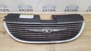 CHRYSLER GRAND VOYAGER 01-05 FRONT BUMPER UPPER RADIATOR GRILL 04857410AC - Picture 1 of 9