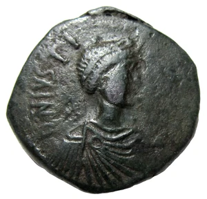 BYZANTINE EMPIRE. BRONZE FOLLIS JUSTIN I, 518-527 AD. NICOMEDIA MINT. - Picture 1 of 3
