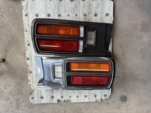 Nissan Fairlady Z S30Z S30 S31 One Tail taillights JDM USED - Foto 1 di 2