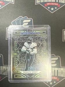 2023 Panini Ossidiana - Derrick Henry #95 Incisione Elettrica Verde /25 - Foto 1 di 2