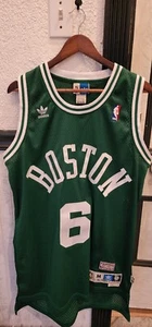 VTG NBA Adidas HWC Boston Celtics Bill Russell Jersey Mens Med SEWN 6 Green - Picture 1 of 7