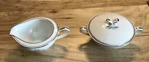 Noritake China Creamer E Zucchero Modello Bessie n. 5788 - Foto 1 di 3