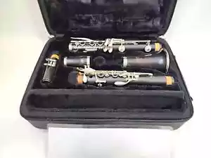 YCL-255 Bb Clarinet - Picture 1 of 8
