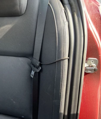 Pontiac G8 2009 cinturón de seguridad trasero izquierdo retractor solamente Foto 1 de 3