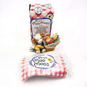 Vintage Enesco Marys Moo Moos Shucks youre Sweet Figurine 1993 with BOX FLAW - Picture 1 of 13