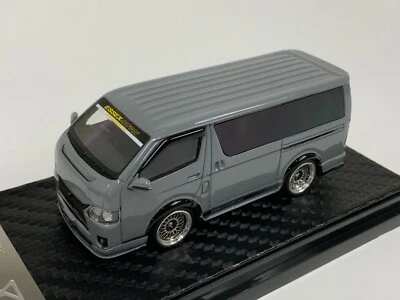 1/64 404 错误丰田 Hiace Essex 迷你 Van in Gray 限量 499 件 64-027 — 第 1/4 张图片