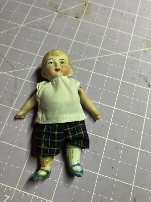 Antiguo muñeco niño alemán de 3,5 pulgadas. Marken3 alemán con un 1 Foto 1 de 4