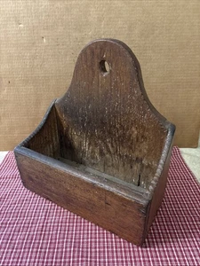 18th Century Prim Country Wall Box W Natural Surface & Scalloped Edge Side Walls - Picture 1 of 13