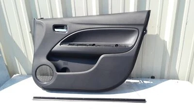 MITSUBISHI MIRAGE 2017-2019 panel de puerta del pasajero delantero derecho cubierta OEM Foto 1 de 4