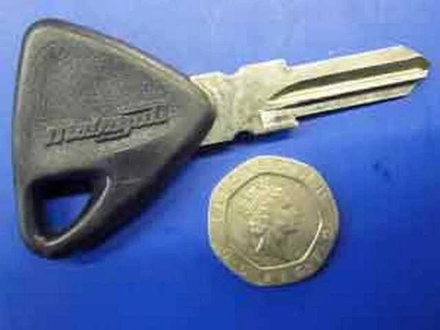 Malaguti key blank 09006600 090.066.00i new - Image 1 of 1