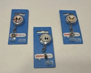 Staples Abzeichen Rollen 3er-Set Hund in Sonnenbrille unglückliche Katze & Augäpfel neu - Bild 1 von 4