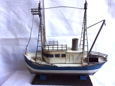 Bateau Façon Artisanale Fait Main En Métal - Photo 1/4