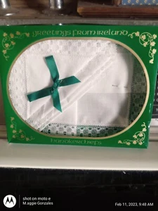 Ladies Lace Trimmed Irish Linen Handerchief (set of 2) - Picture 1 of 7