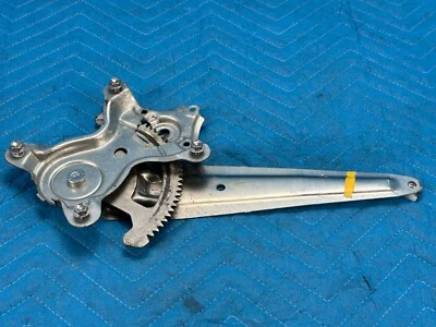 Regulador de ventana de puerta trasera lado del conductor Lexus LX570 Land Cruiser 2008-2021 OEM Foto 1 de 4