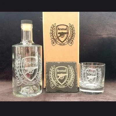 Your Sports Club Decanter box set can be personalised - Image 1 of 4