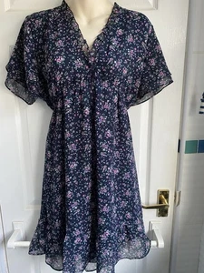 Dress By Apricot Size 16 Worn Only Once - Picture 1 of 4