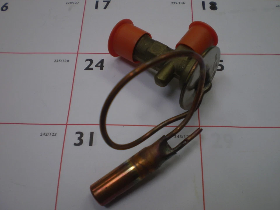 AC EXPANSION VALVE 400071 Fits: FORD LINCOLN MERCURY - Image 1 of 1