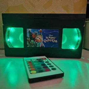 Disney Marvel & Family LED VHS Videokassette Lampe Geburtstag Weihnachten Geschenkideen Licht - Bild 1 von 322