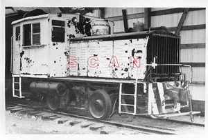 2H230 RP 1983 ASPHALT MAINTENANCE CO PLYMOUTH RAILROAD LOCO #4065? UNION IL - Picture 1 of 2