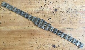 VINTAGE NURSES SILVER PLATED BELT: 27 INCHES LONG