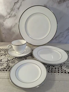 Wedgwood Sterling 5-teiliges Gedeck H1537 - Bild 1 von 7