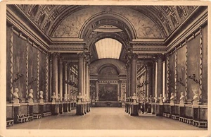 C023 France, Versailles Galery of the Battles vintage postcard - Picture 1 of 2