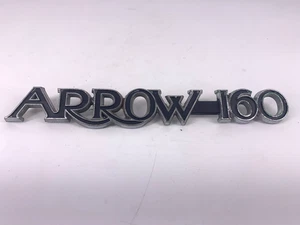 Plymouth Pfeil 160 Emblem Abzeichen Teilenummer MB061686 - Bild 1 von 7