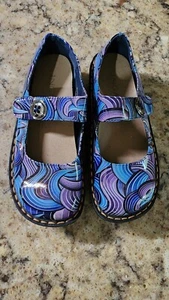 Ingaro Mary Jane Sz 6.5 Blue Swirl Hook & Loop Closure Nursing Shoes Comfort - Picture 1 of 5