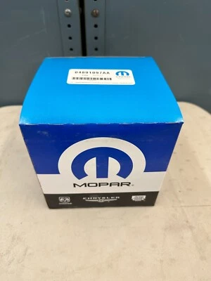 Mopar 4891097AA 空气过滤器 | 适合 2000 - 2006 道奇 Neon & Chrysler PT Cruiser — 第 1/4 张图片