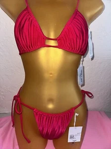 Forever 21 Bikini Set NWT Hot Pink Red Size Small Top And Large Bottoms - Picture 1 of 3