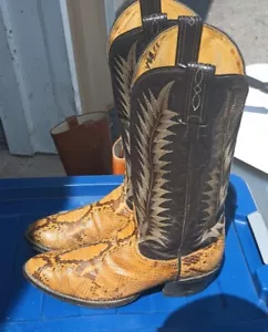 Tony Lama Mens 9.5D Exotic Snakeskin Leather Diamon Pattern Boots 8801 U.S.A - Picture 1 of 18
