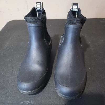 Botas de lluvia UGG Chevonne negras impermeables Chelsea de goma de piel de oveja para mujer talla 7 Foto 1 de 4
